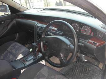 2000 Nissan Laurel Pics