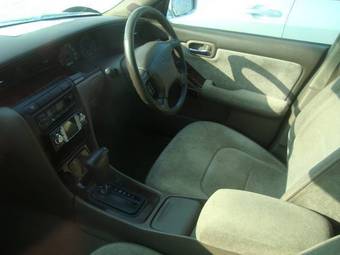 2000 Nissan Laurel Pictures