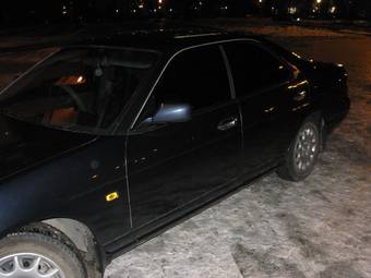 2000 Nissan Laurel Pictures