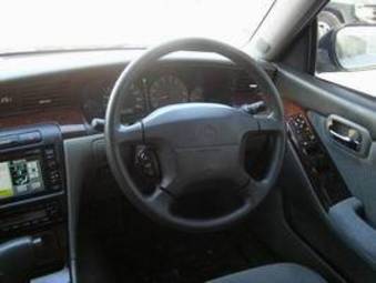 2000 Nissan Laurel Photos