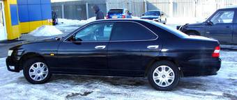 2000 Nissan Laurel Pictures