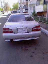 2000 Nissan Laurel Pictures