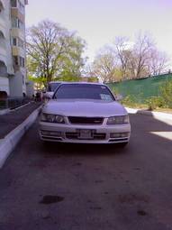 2000 Nissan Laurel Photos