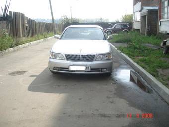 2000 Nissan Laurel Pictures