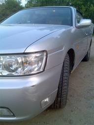 2000 Nissan Laurel Pics