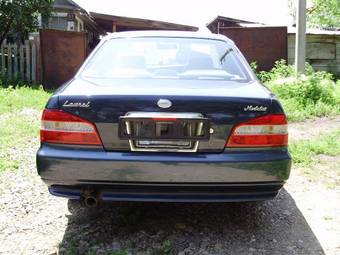 2000 Nissan Laurel Pictures