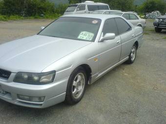 2000 Nissan Laurel Photos