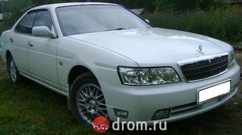 2000 Nissan Laurel Photos