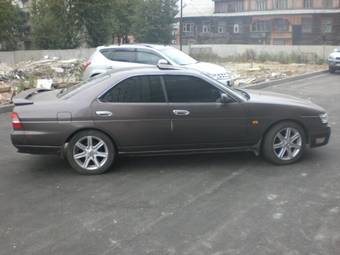 2000 Nissan Laurel Pictures