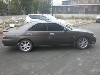 2000 Nissan Laurel Images