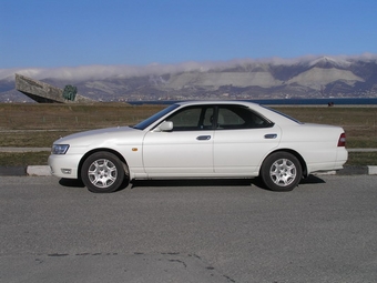 2001 Nissan Laurel