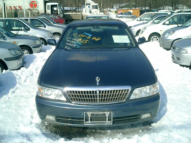 2001 Nissan Laurel Images