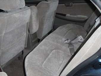 2001 Nissan Laurel Photos