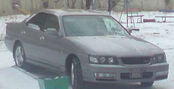 2001 Nissan Laurel Images