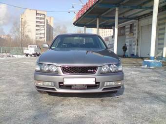 2001 Nissan Laurel Photos