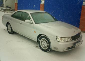 2001 Nissan Laurel Images