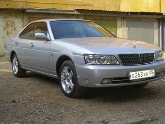 2001 Nissan Laurel Photos