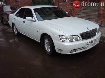 2001 Nissan Laurel Pics