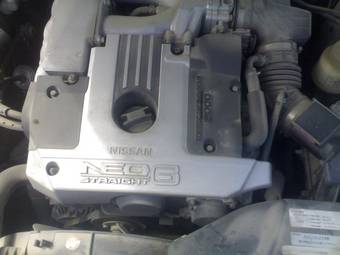 2001 Nissan Laurel Images