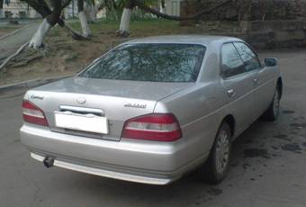 2001 Nissan Laurel Pictures