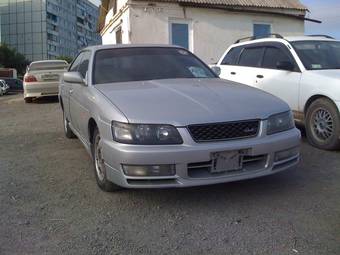 2001 Nissan Laurel Pictures