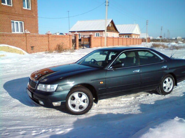 2002 Nissan Laurel