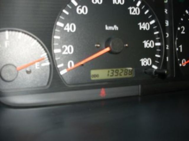 2002 Nissan Laurel