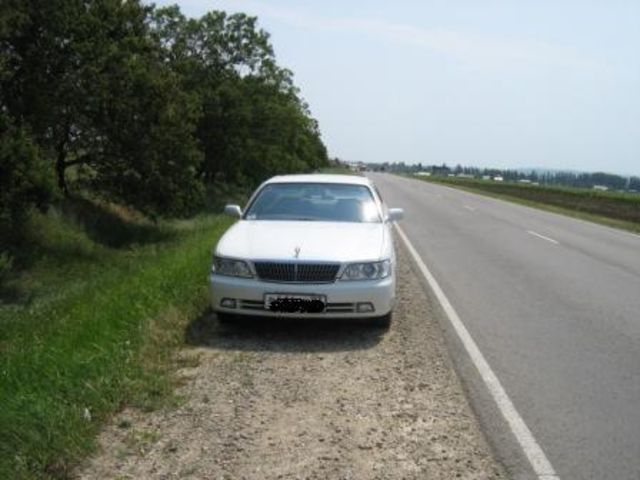 2002 Nissan Laurel