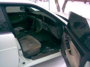 2002 Nissan Laurel Photos
