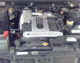2002 Nissan Laurel Images