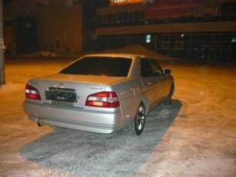 2002 Nissan Laurel Photos