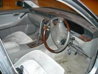 2002 Nissan Laurel Photos