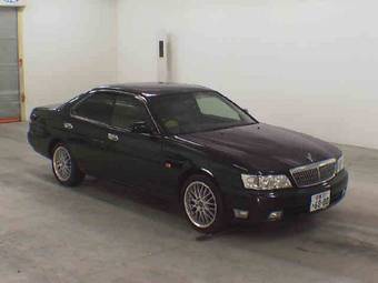 2002 Nissan Laurel Pictures