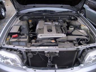 2002 Nissan Laurel Pictures