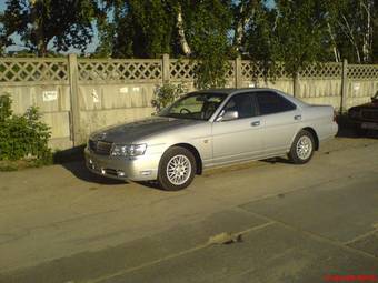 2002 Nissan Laurel Photos