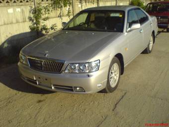 2002 Nissan Laurel Photos