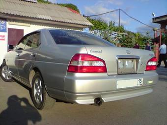 2002 Nissan Laurel Pictures