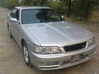 2002 Nissan Laurel Pics