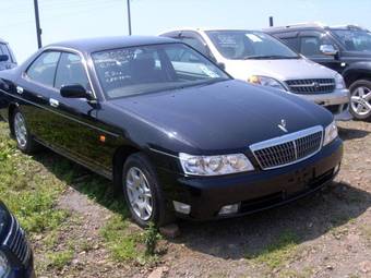 2002 Nissan Laurel Photos