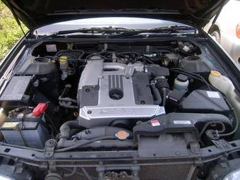 2002 Nissan Laurel Pics