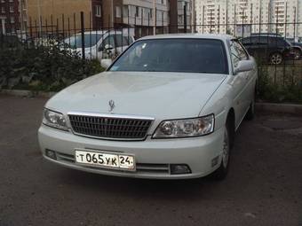 2002 Nissan Laurel Photos