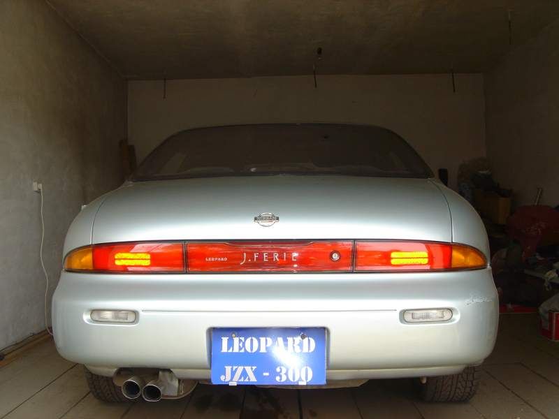 1997 Nissan Leopard