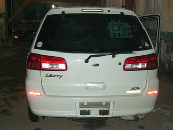 1999 Nissan Liberty