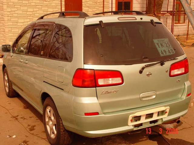 1999 Nissan Liberty