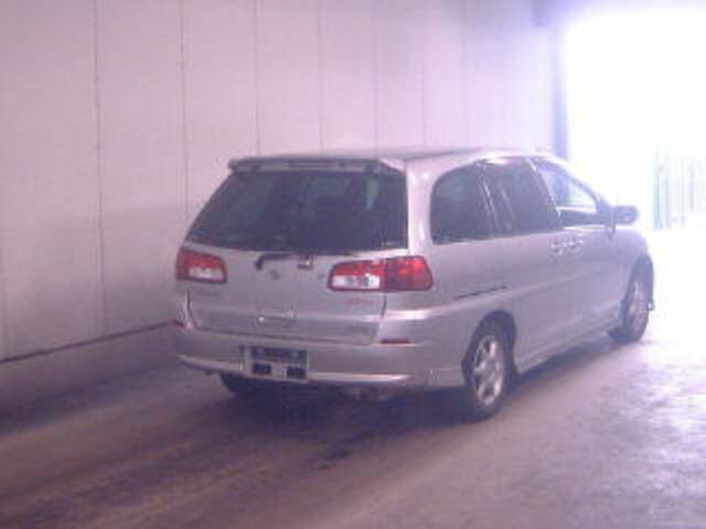 1999 Nissan Liberty
