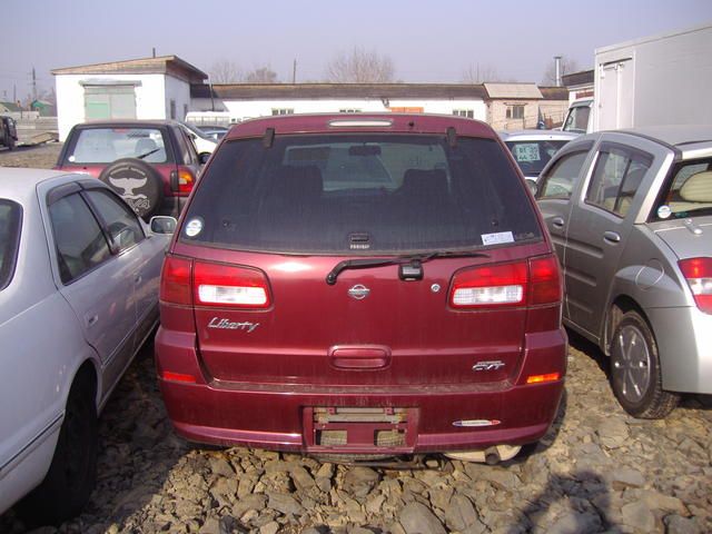 1999 Nissan Liberty