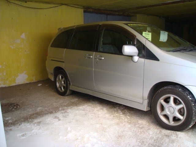1999 Nissan Liberty