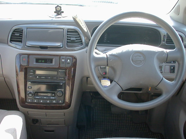 1999 Nissan Liberty Pics