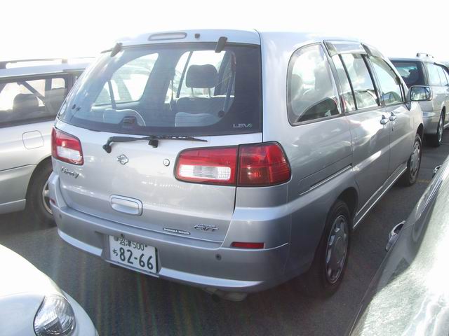 1999 Nissan Liberty Wallpapers