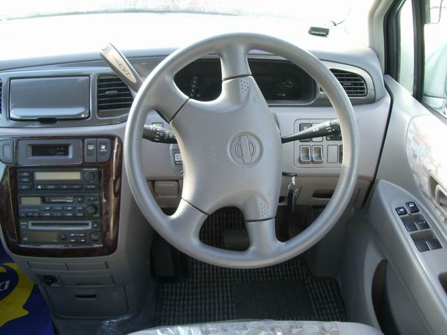 1999 Nissan Liberty Pictures